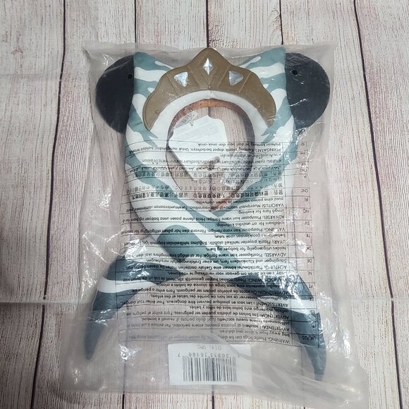Disney Parks Star Wars Ahsoka Tano Ears Headband - NEW WITH TAGS